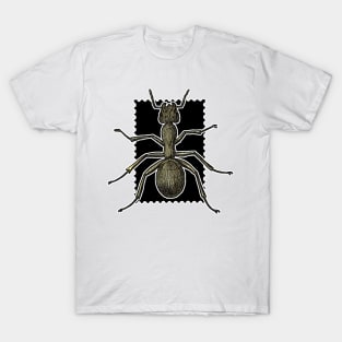 Lonely queen ant T-Shirt